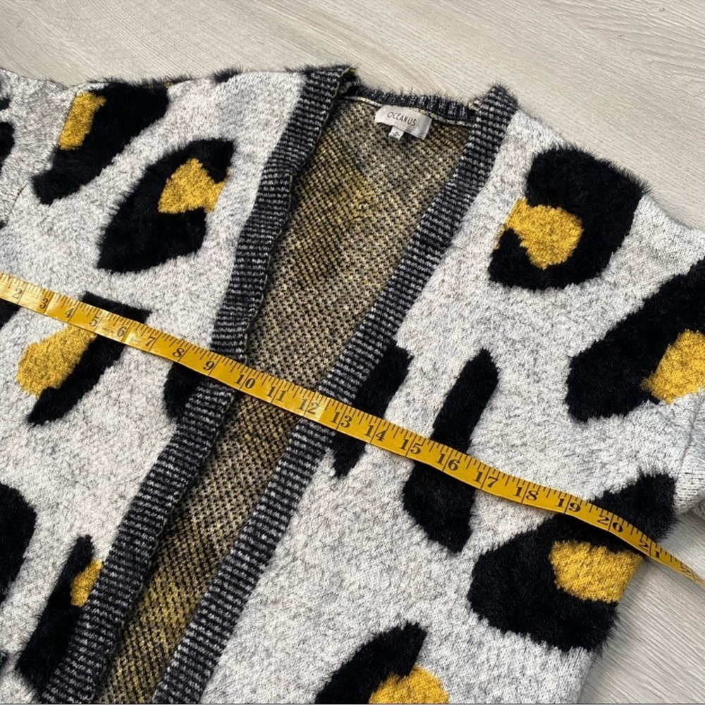 Stylish Gray and Black Women's Sweater - Picture 6 of 9